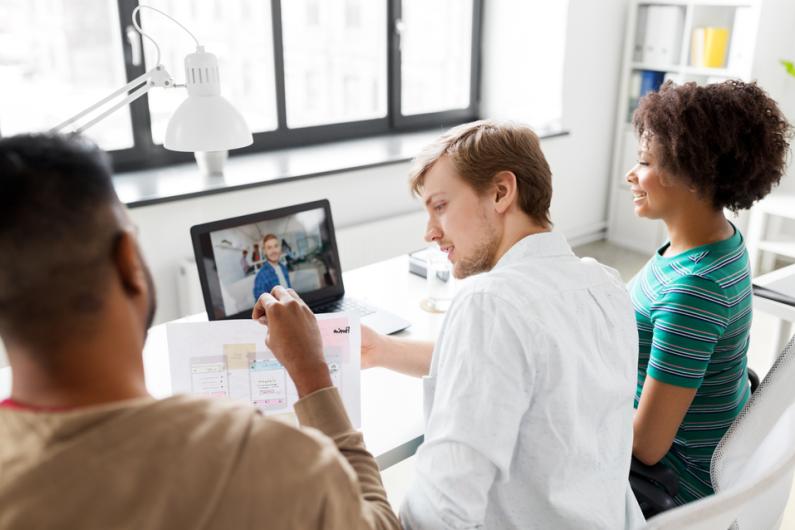 Vidéoconférence : Quels sont les principaux outils pour des réunions en ligne ?